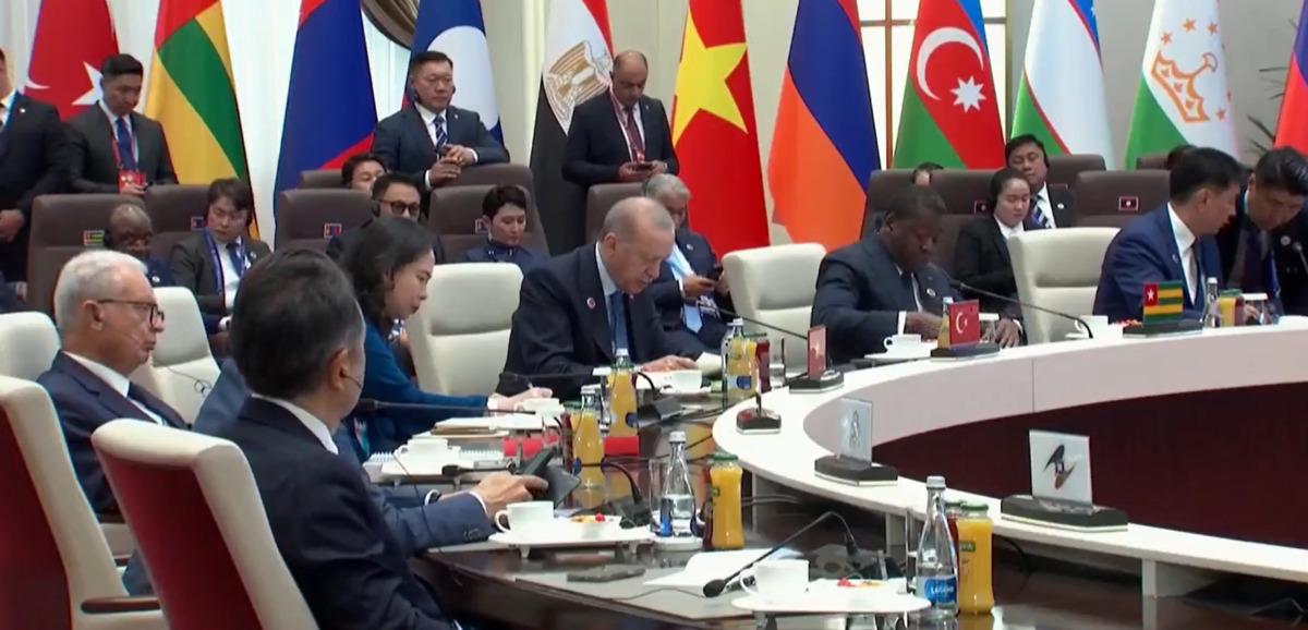 Cumhurbaşkanı Erdoğan dan Şanghay zirvesinde "İş birliğini artıracağız" mesajı 1