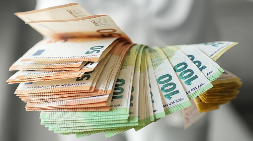 13 Eyl&uuml;l 2026 Euro Bug&uuml;n Ka&ccedil; TL? Serbest Piyasa Euro Kuru - Euro/TL Sınırlı Geri &Ccedil;ekilme, EUR/USD Sınırlı Geri &Ccedil;ekilme