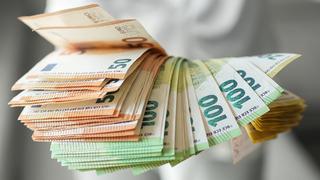13 Eylül 2026 Euro Bugün Kaç TL? Serbest Piyasa Euro Kuru - Euro/TL Sınırlı Geri Çekilme, EUR/USD Sınırlı Geri Çekilme