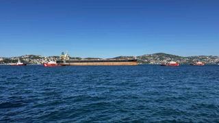 Rusya’da saldırıya uğrayan gemi İstanbul Boğazı’ndan geçti