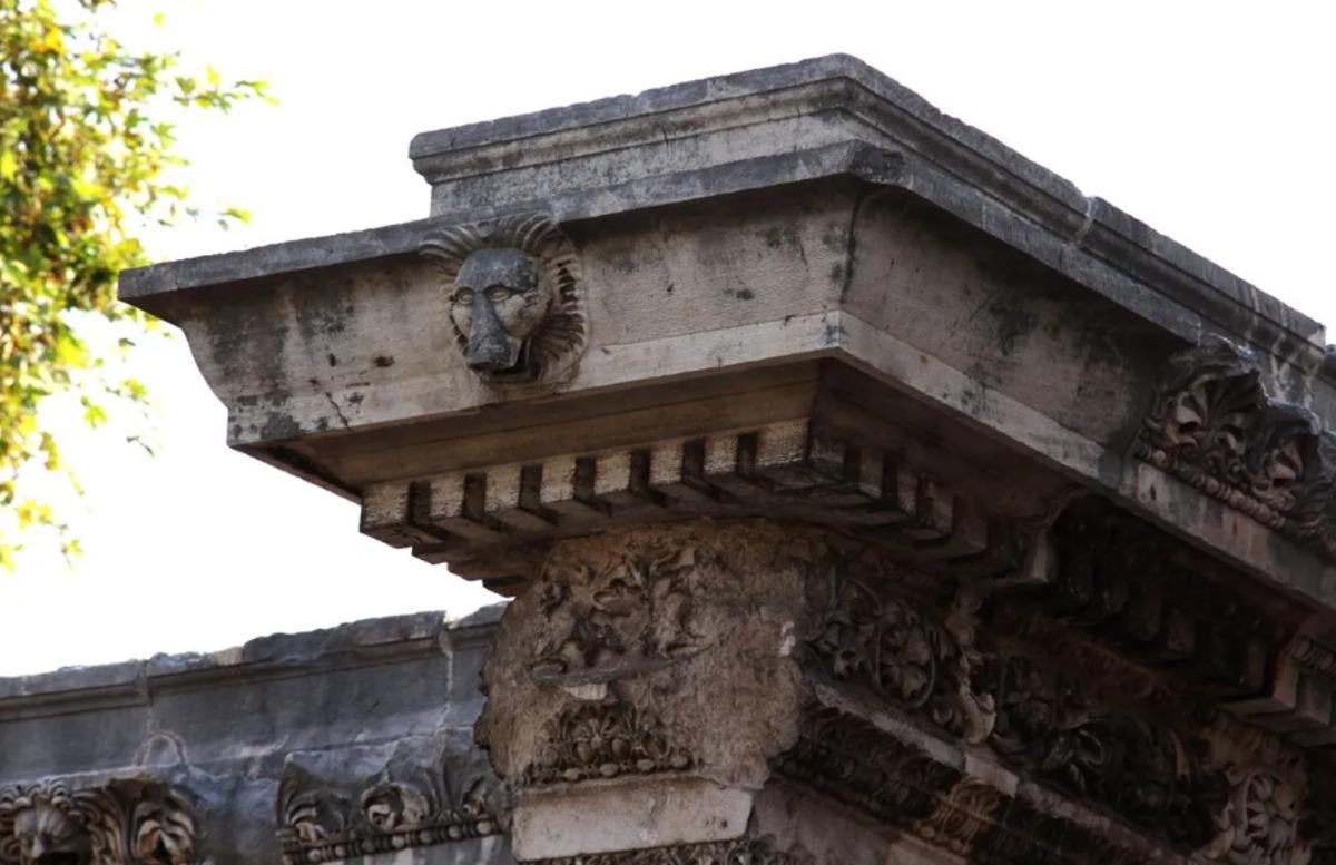 1900 yıllık mirası taşıyor: Antalya daki gizemli kapı! 2
