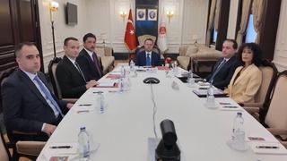 Adalet Bakanı Gürlek, Yunan mevkidaşı Floridis ile video konferansla görüştü