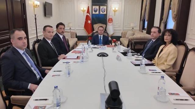 Adalet Bakanı Gürlek, Yunan mevkidaşı Floridis ile video konferansla görüştü