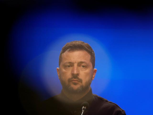 Zelenskiy'den Rusya'ya tehdit: "Hava sahası fiilen kapanacak"