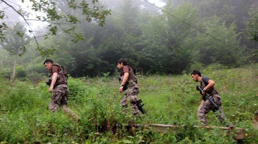Son dakika! Giresun'da PKK'lı teröristlerle çatışma! 1 asker şehit oldu