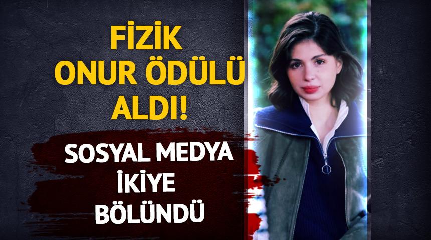 Zeynep Atılgan'a fizik onur &ouml;d&uuml;l&uuml;! Sosyal medya ikiye b&ouml;l&uuml;nd&uuml;  