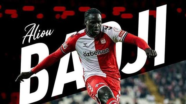 Sivasspor’da Badji ile yollar ayrıldı
