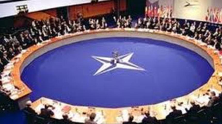 Davutoğlu NATO'ya seslendi...