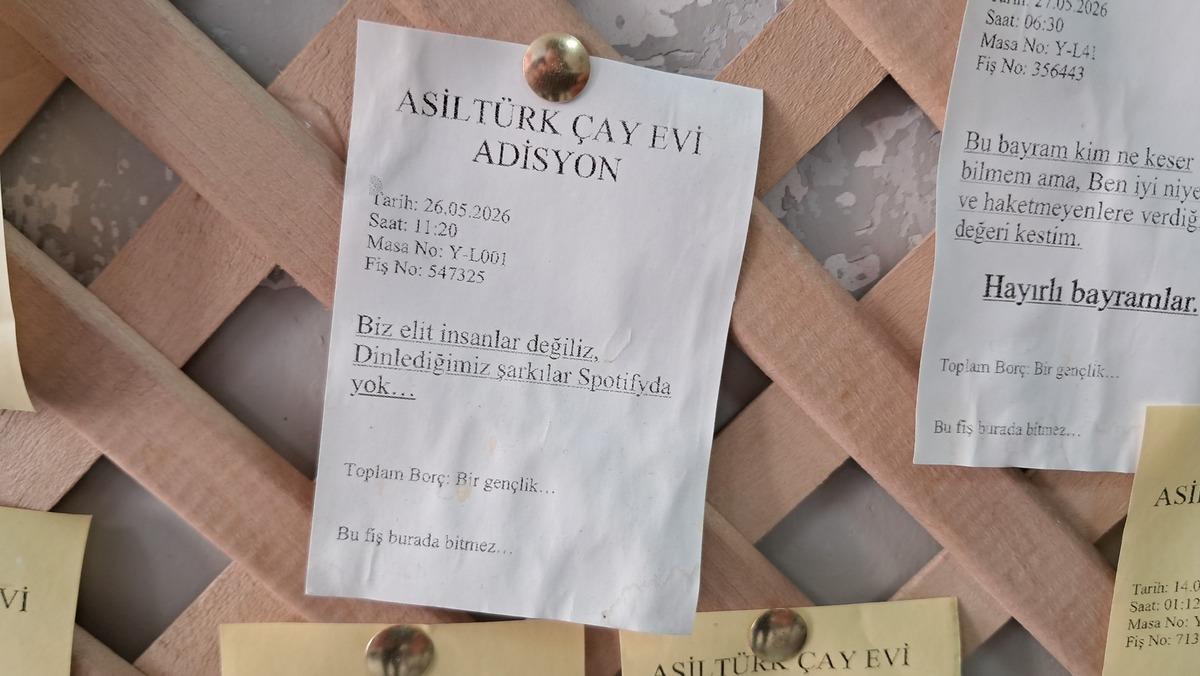 Çöpe atılan fişlere eklediği ufacık detay dükkanın dolup taşmasına sebep oldu 3