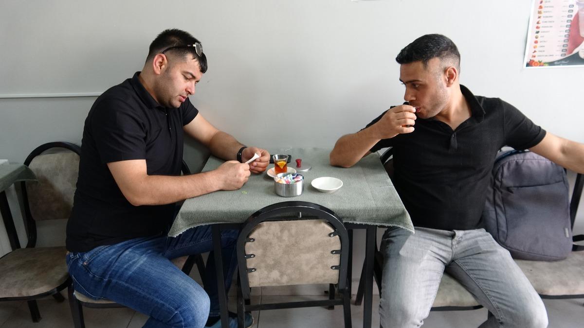 Çöpe atılan fişlere eklediği ufacık detay dükkanın dolup taşmasına sebep oldu 5
