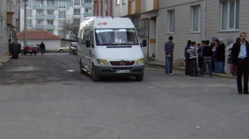 Otomobilin &ccedil;arptığı 4 yaşındaki &ccedil;ocuk &ouml;ld&uuml;