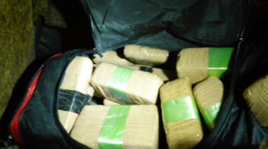 Yakalanacağını anlayınca kaçmaya çalıştı