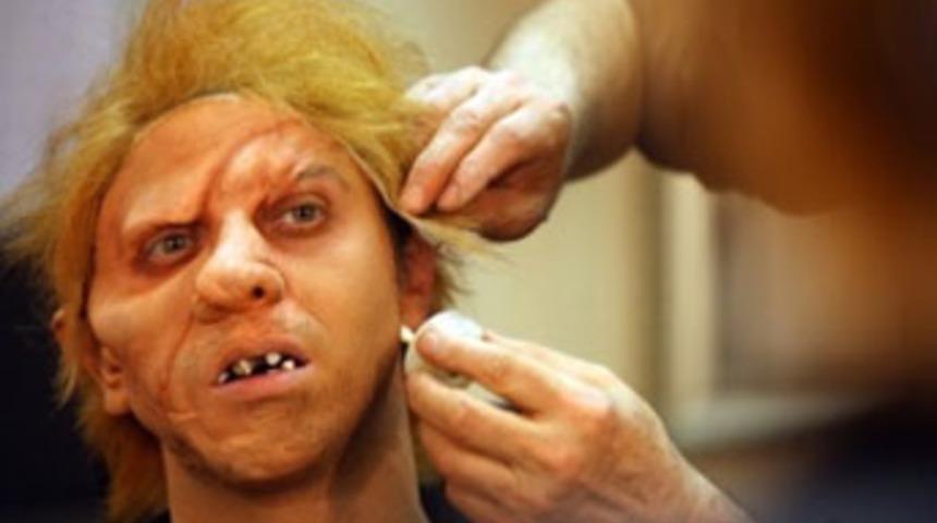 Bale sahnesinin "u&ccedil;an" kamburu