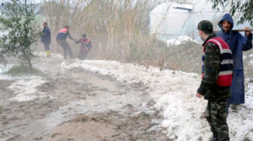 Dereye d&uuml;şen Sazak'ın cesedi bulundu