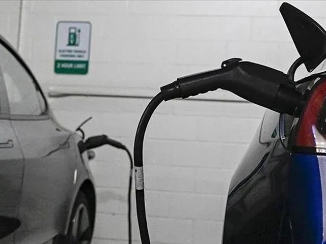 Elektrikli ara&ccedil; yangınlarıyla ilgili ezber bozan a&ccedil;ıklama: Rakamlar şaşırttı