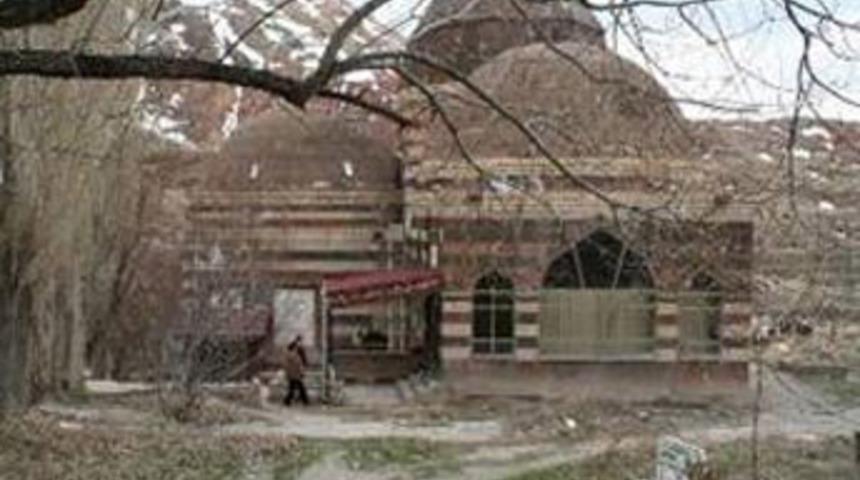 Ahmed-i Hani'nin Fikir D&uuml;nyası Ağrı'da