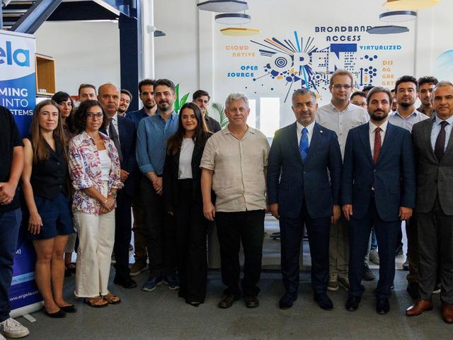 T&uuml;rk Telekom milli teknoloji vizyonuyla yerli Ar-Ge'de standartları y&uuml;kseltiyor!