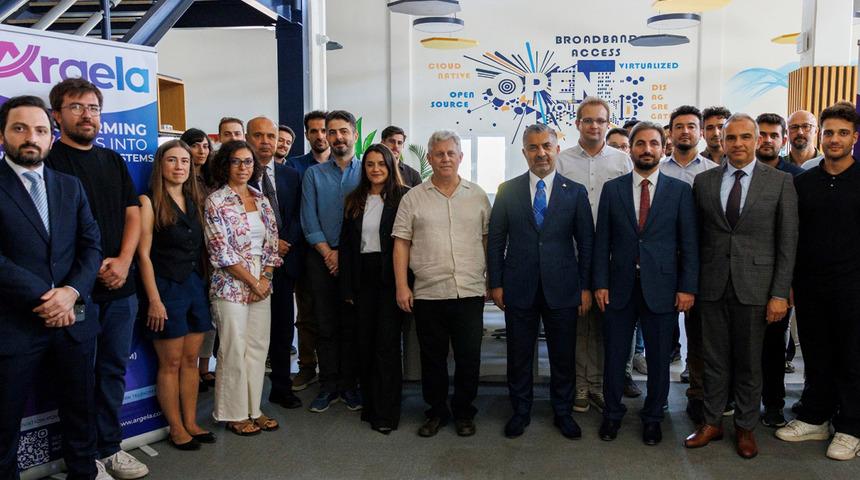 T&uuml;rk Telekom milli teknoloji vizyonuyla yerli Ar-Ge'de standartları y&uuml;kseltiyor!