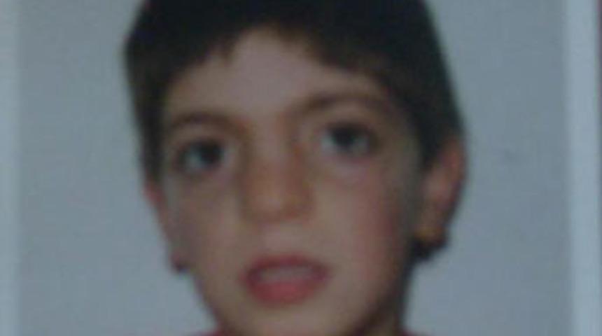 Trakt&ouml;r&uuml;n &ccedil;arptığı kız &ccedil;ocuğu &ouml;ld&uuml;