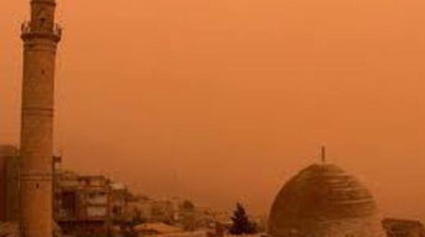 Mardin'de toz bulutu