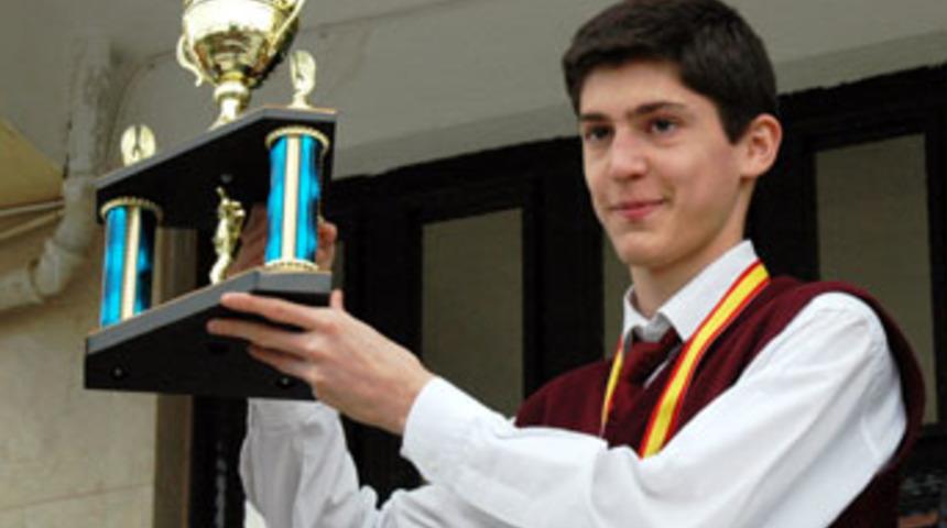 Şampiyon&nbsp;tekvandocu&nbsp;hukuk&ccedil;u&nbsp;olmak&nbsp;istiyor