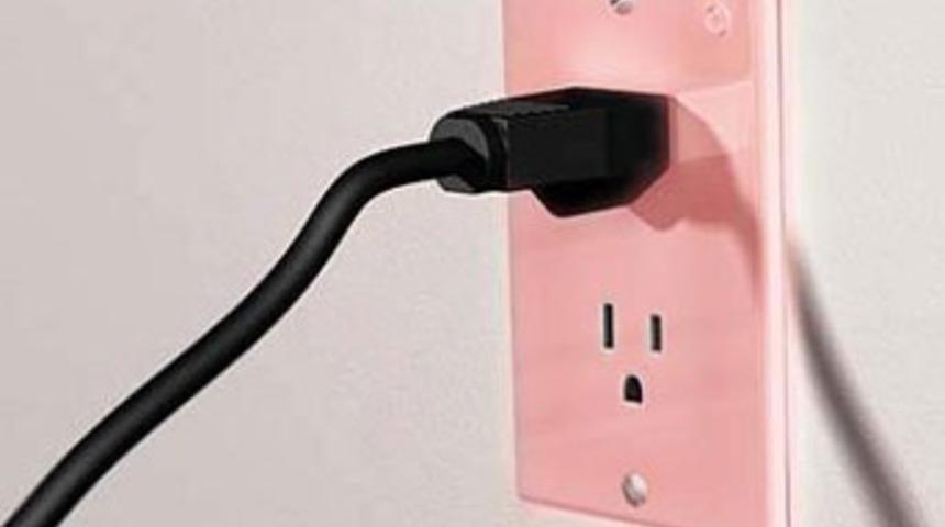 Akıma kapılan &ccedil;ocuk &ouml;ld&uuml;