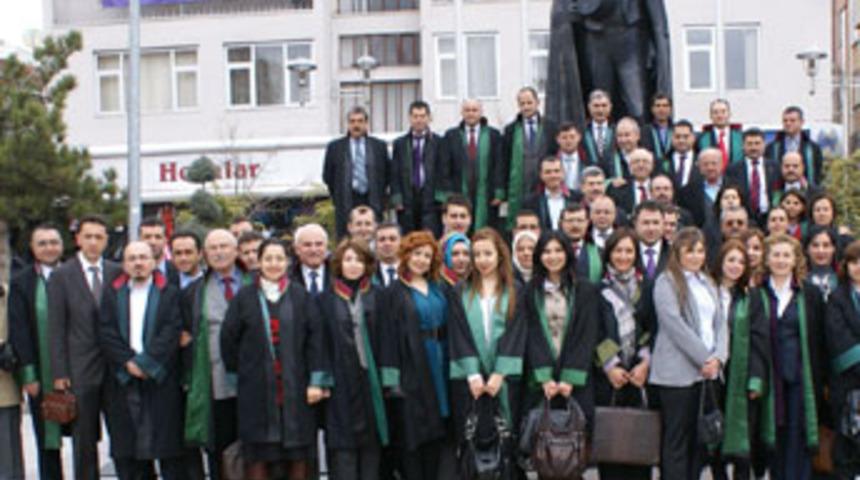 Avukatlık mesleğininin icrası zor...