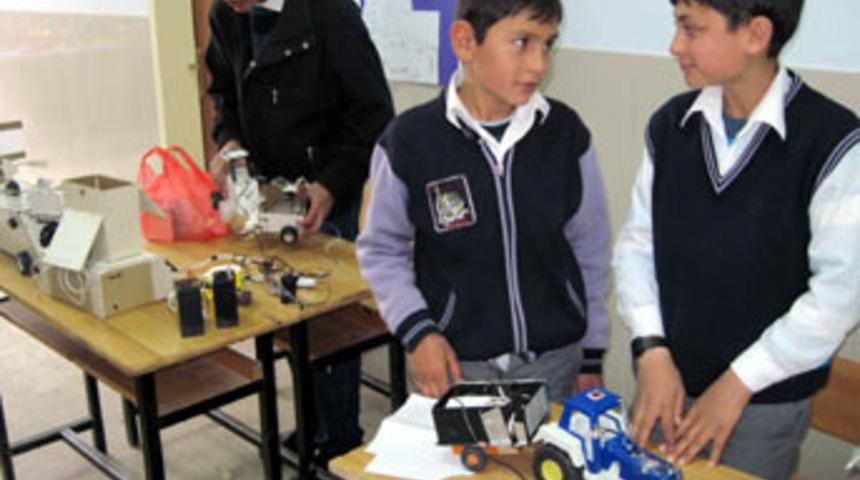 K&uuml;&ccedil;&uuml;k mucitler g&ouml;z doldurdu