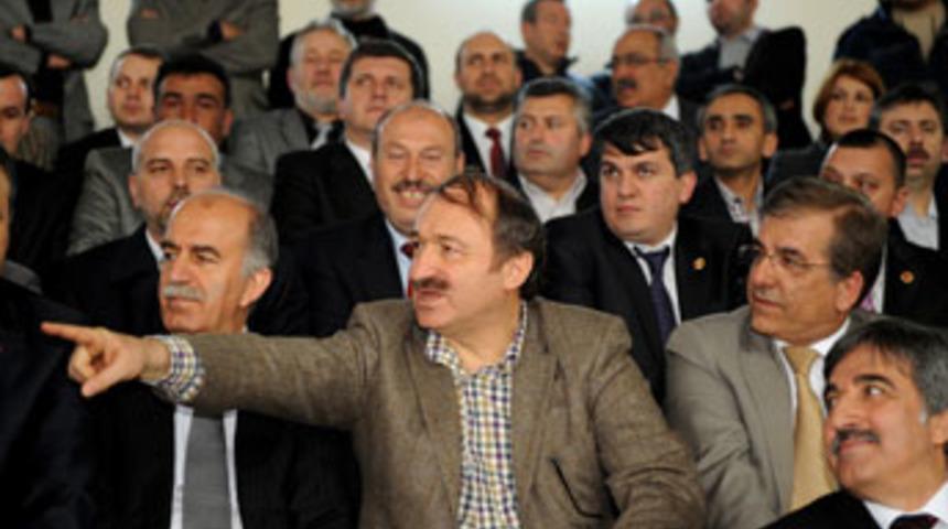 Özak: 4-5 bin kişi için yasa çıkardık