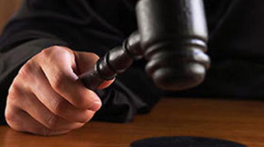 Hasımların davaları aynı gün karara bağlandı