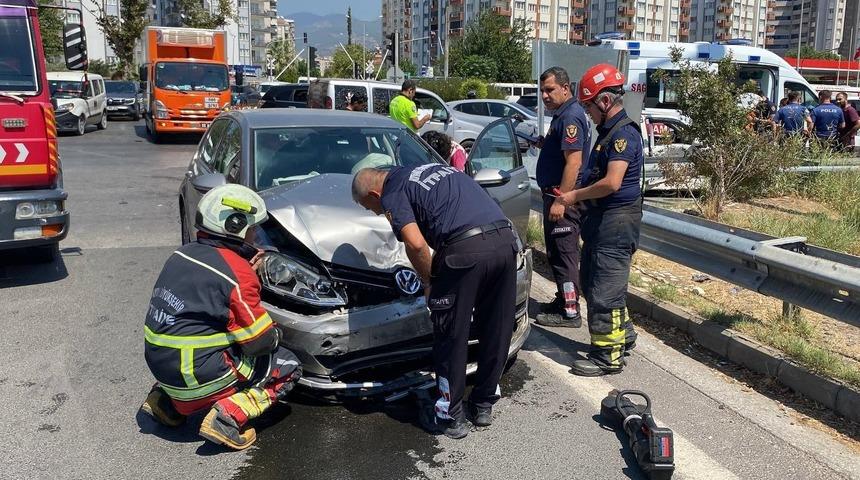 Aydın&rsquo;da trafik kazası: 1&rsquo;i bebek 4 yaralı