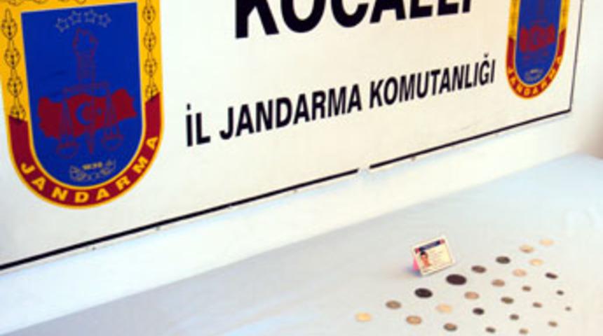 25 tarihi eser ele ge&ccedil;irildi