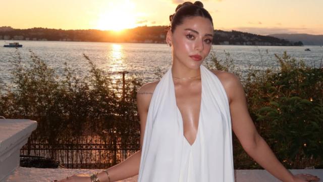 Günler önce nişanlanmıştı! Sıla Türkoğlu ve sevgilisi Ata Ayyıldız tekne tatilinde