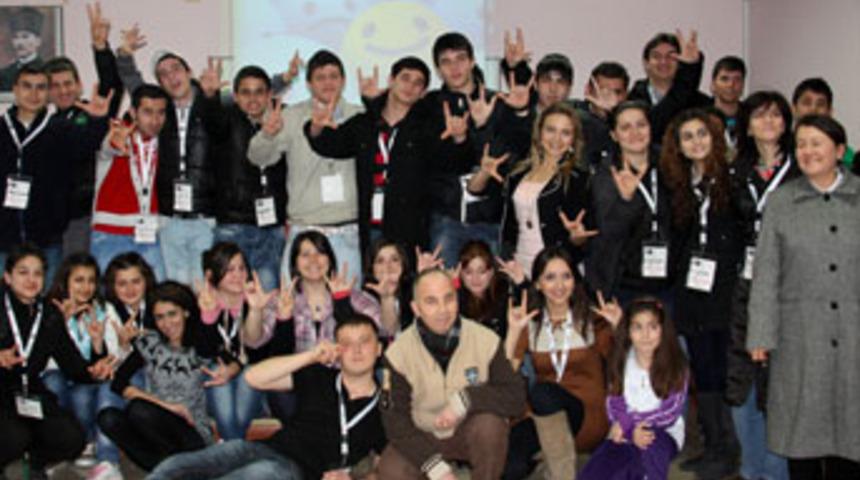 Katılımda engel yok