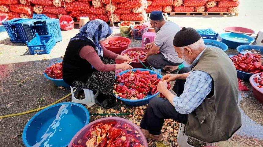 Niğde&rsquo;de kışlık sal&ccedil;a mesaisi başladı