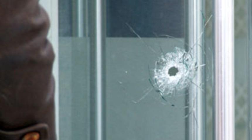 Banka şşubesine tek kurşun