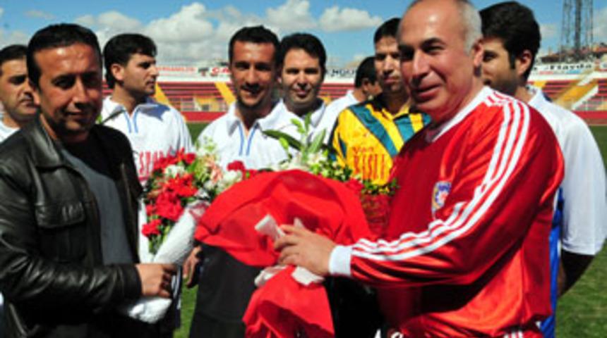 Emniyet Basın karşı karşıya...