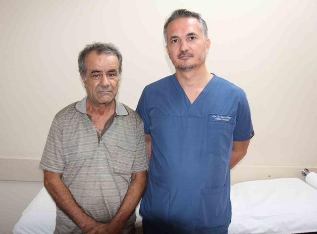 Akciğerindeki 20 santimetrelik dev balon ameliyatla alındı 1