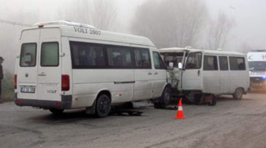 K&uuml;tahya'da iş&ccedil;i minib&uuml;sleri &ccedil;arpıştı