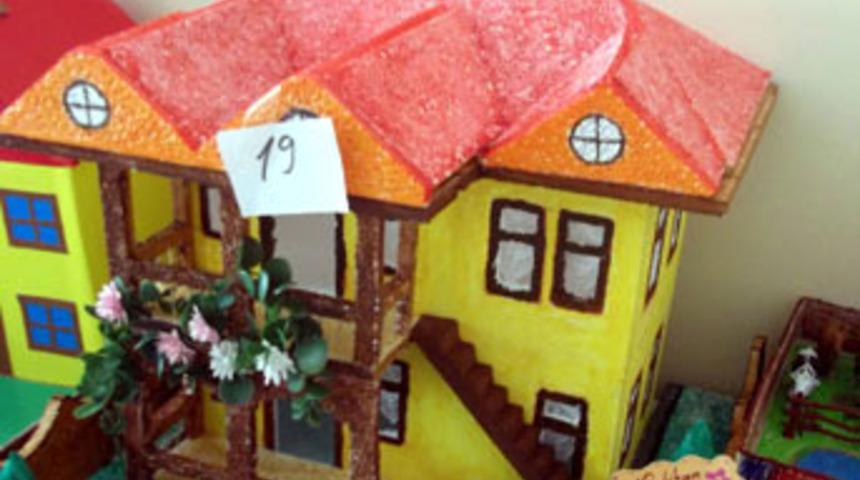 Miniklerden maket ev yarışması