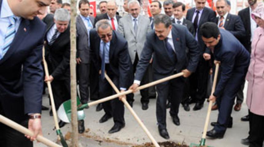 Bakan Eroğlu, Kırşehir'de