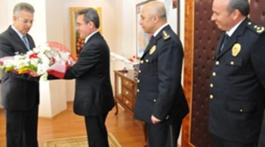 Emniyetten Valiliğe ziyaret