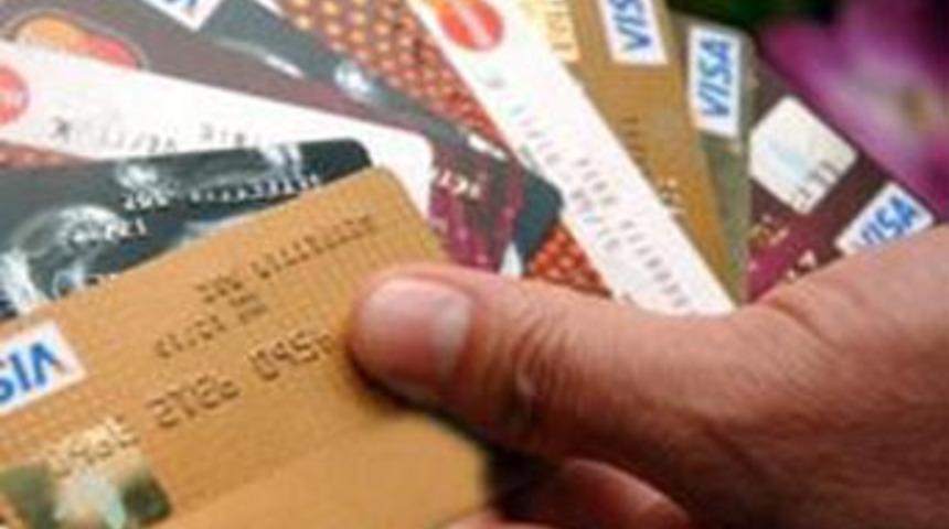 Kredi kartı dolandırıcıları tutuklandı