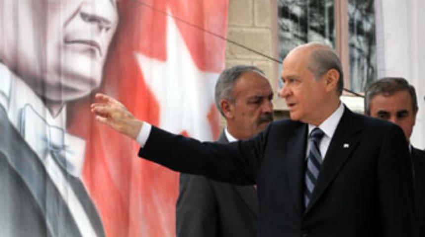 "Bozkurtun nefesi Erdoğan'ın ensesinde"