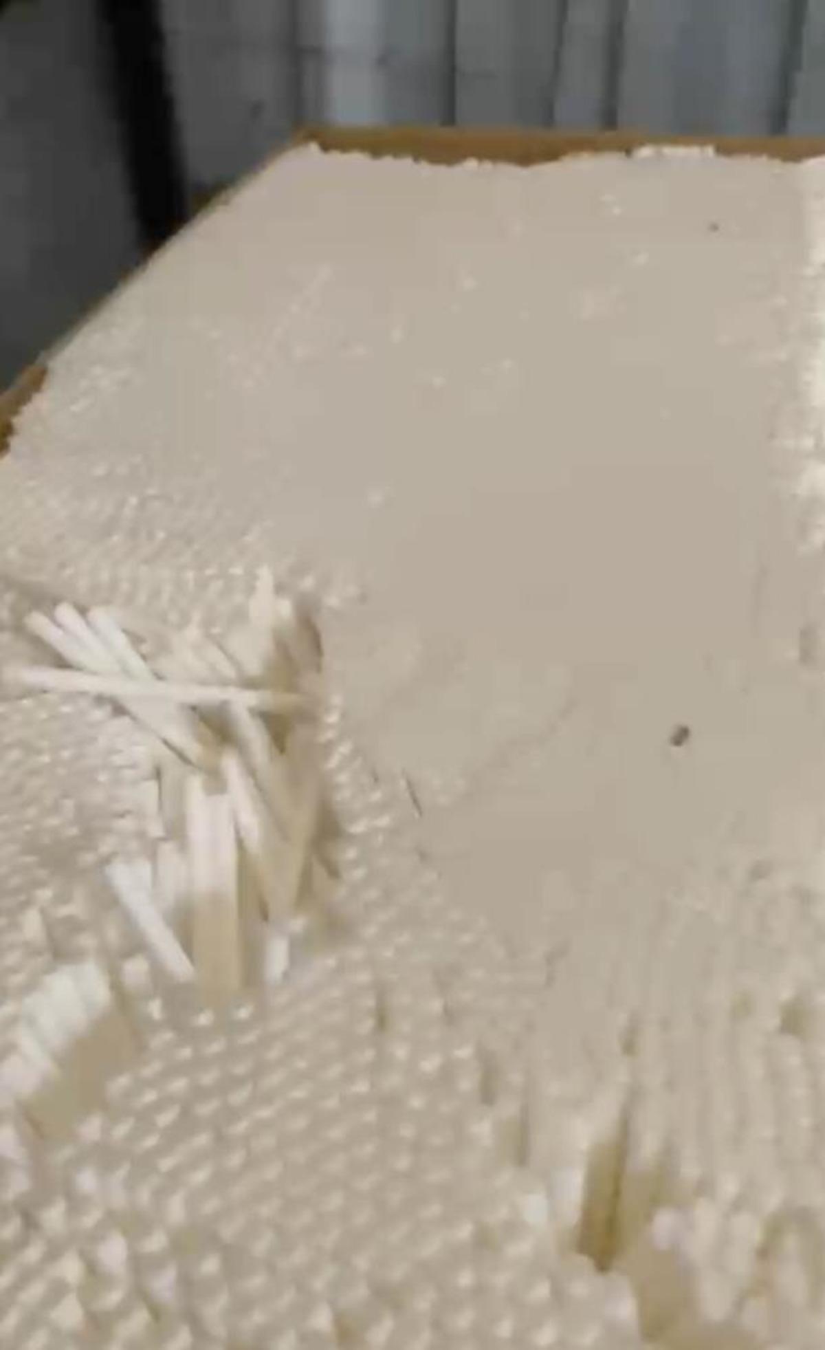 Besihane görünümlü kaçak sigara fabrikasına baskın: 610 bin makaron ele geçirildi 3