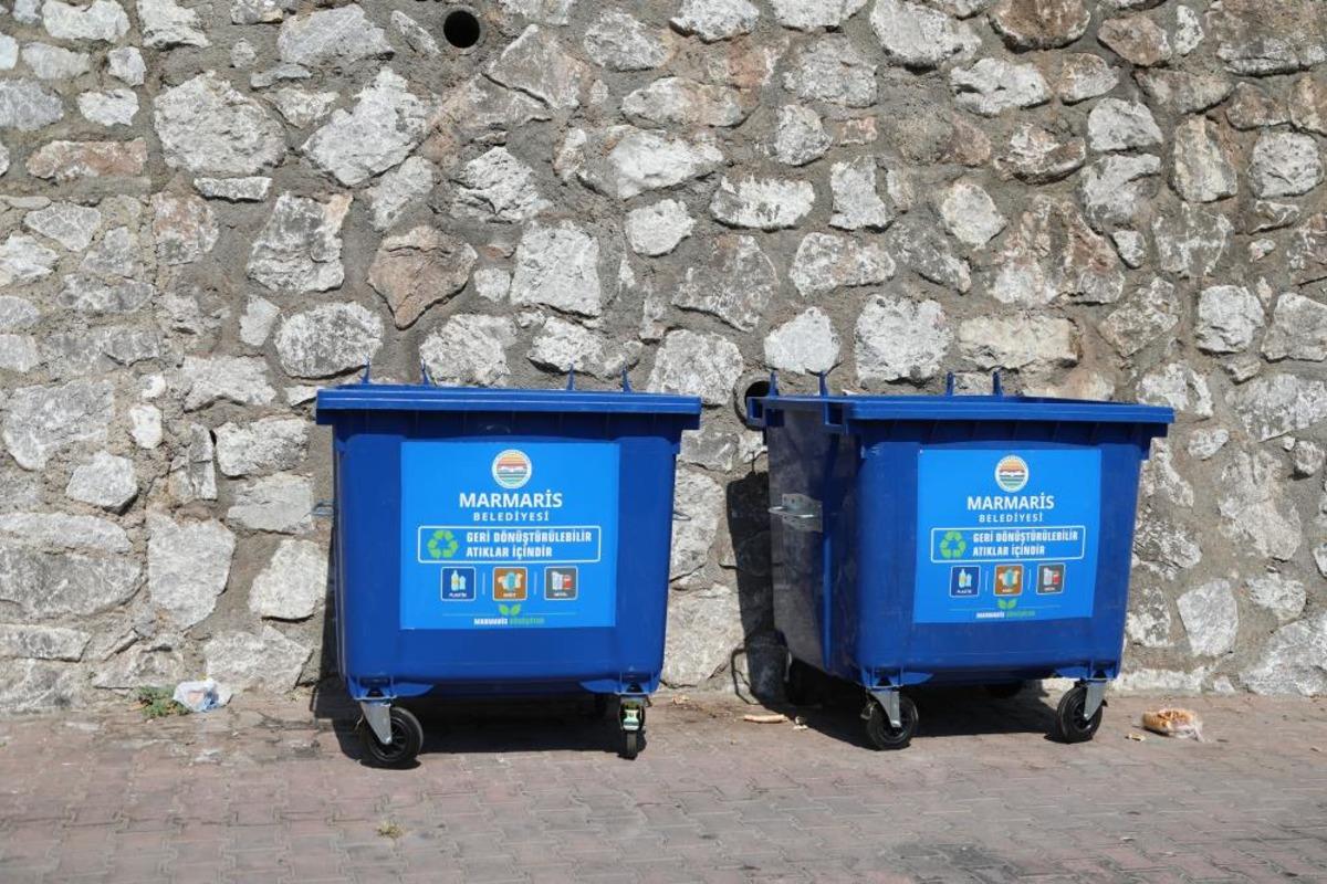 Marmaris te geri dönüşen atıklar mavi konteynerlerde toplanacak 1