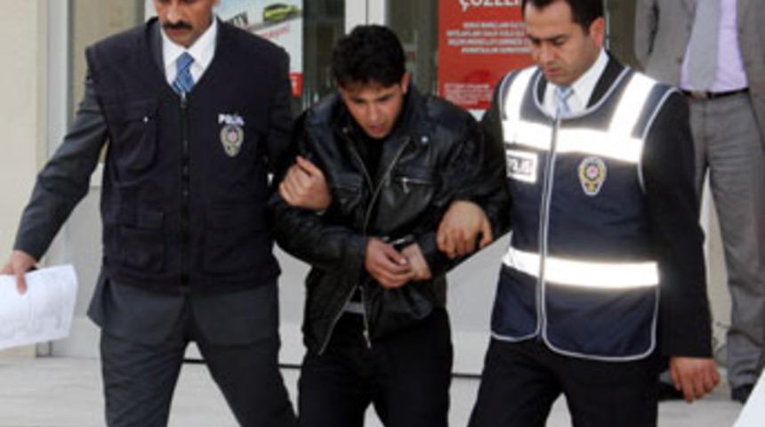 Hırsızlık yapan 2 kişi tutuklandı