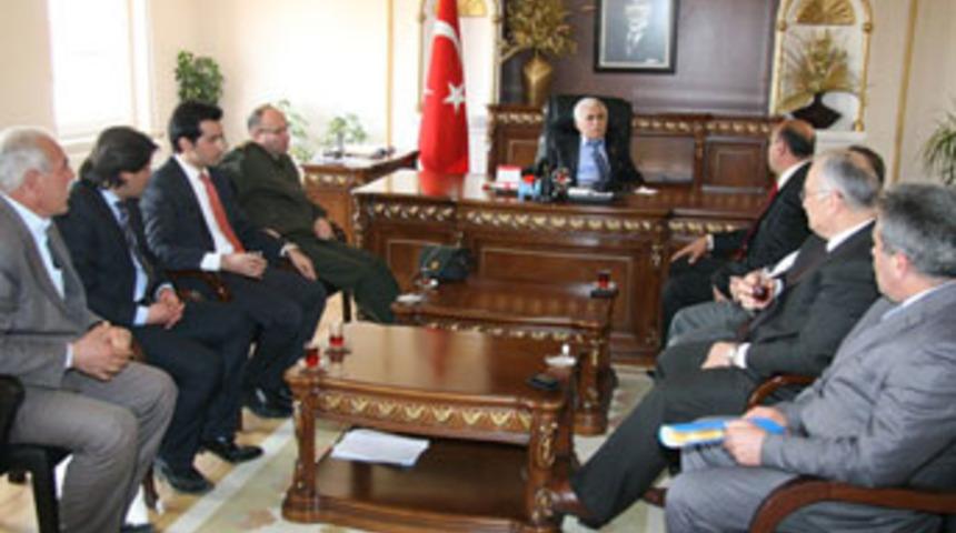 Vali&nbsp;Alimoğlu Ağa&ccedil;&ouml;ren'de