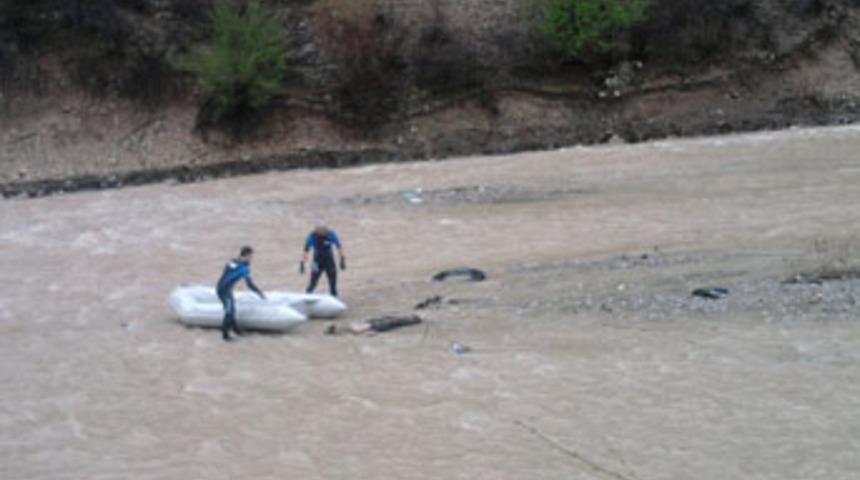 Artvin'de derede bir erkek cesedi bulundu