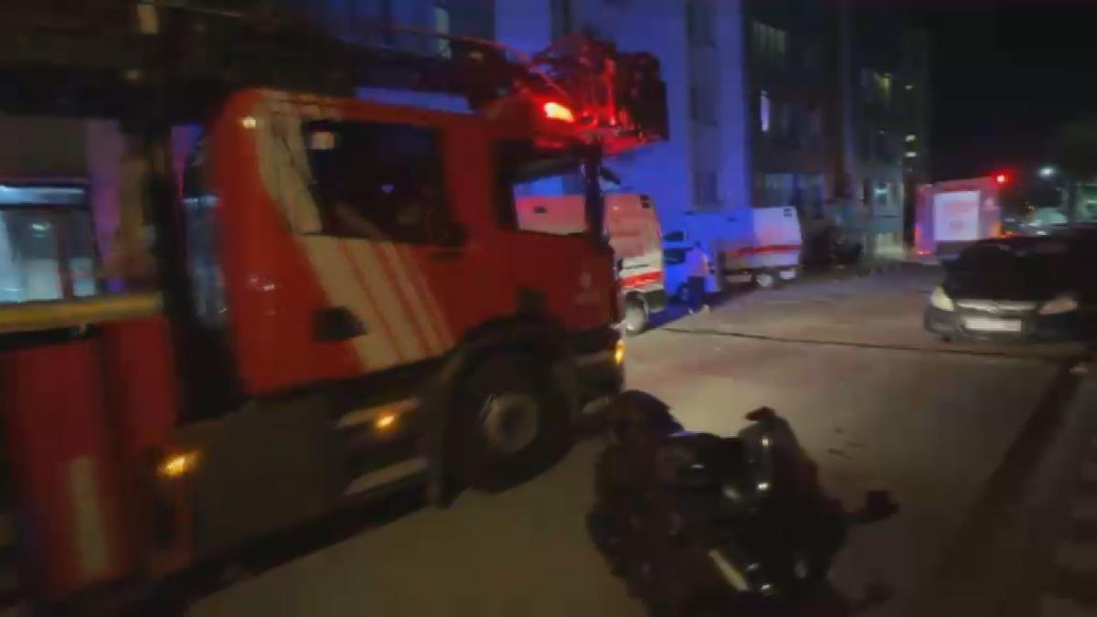 Esenyurt ta sitede yangın: 42 kişi dumandan etkilendi 2